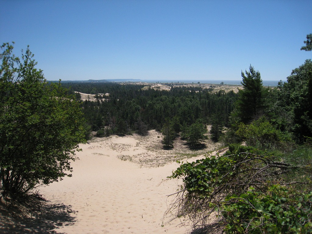 Michigan TC 2010-07 0260.jpg - The Michigan West Coast Tour of July 2010. From Luddington State Park to Traverse City for the Cherry Festival!